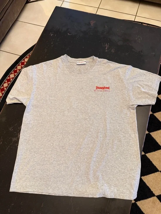 Disney Gray Mickey Mouse 45 Years of Magic Short Sleeve Tee XL - Picture 4 of 8